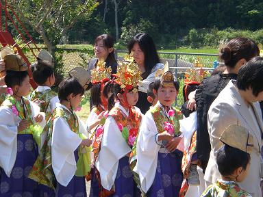 晋山式 しんざんしき お稚児行列 南紀白浜 椿温泉 旅館しらさぎ 湯治と海の幸 旬の料理が大人気